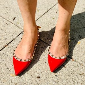 VALENTINO ROCKSTUD PATENT LEATHER BALLERINAS